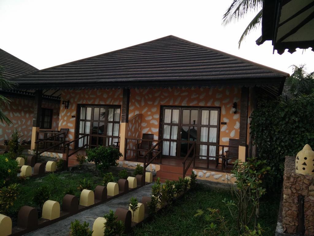 Arabian Nights Hotel باجي المظهر الخارجي الصورة