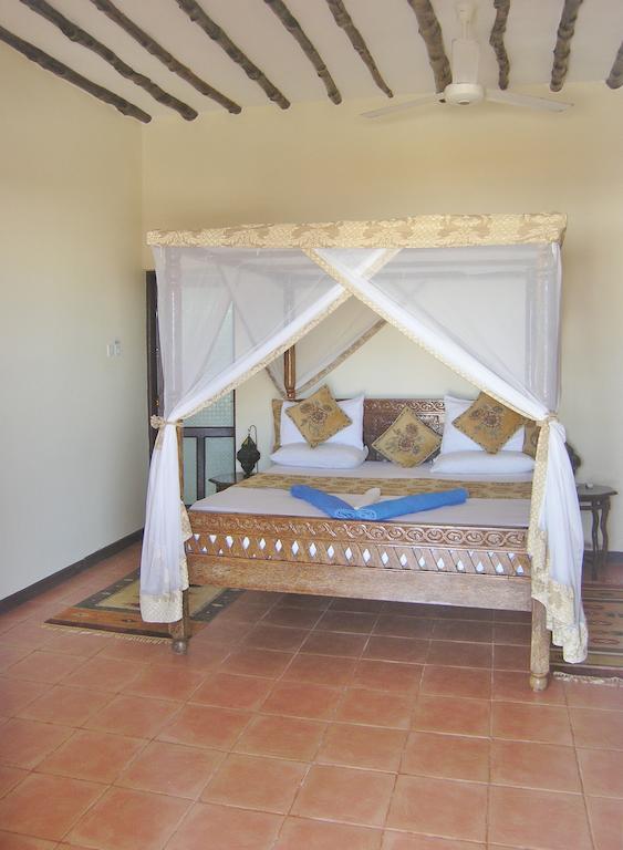 Arabian Nights Hotel باجي المظهر الخارجي الصورة