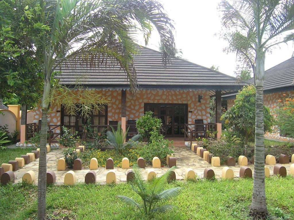 Arabian Nights Hotel باجي المظهر الخارجي الصورة